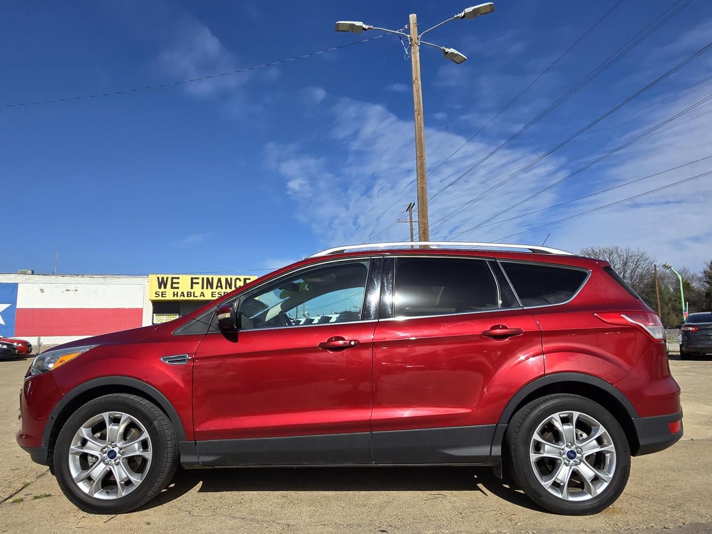 2016 RED Ford Escape Titanium (1FMCU0J96GU) with an 2.0L L4 DOHC 16V engine, 6-Speed Automatic transmission, located at 2660 S.Garland Avenue, Garland, TX, 75041, (469) 298-3118, 32.885551, -96.655602 - Photo#6