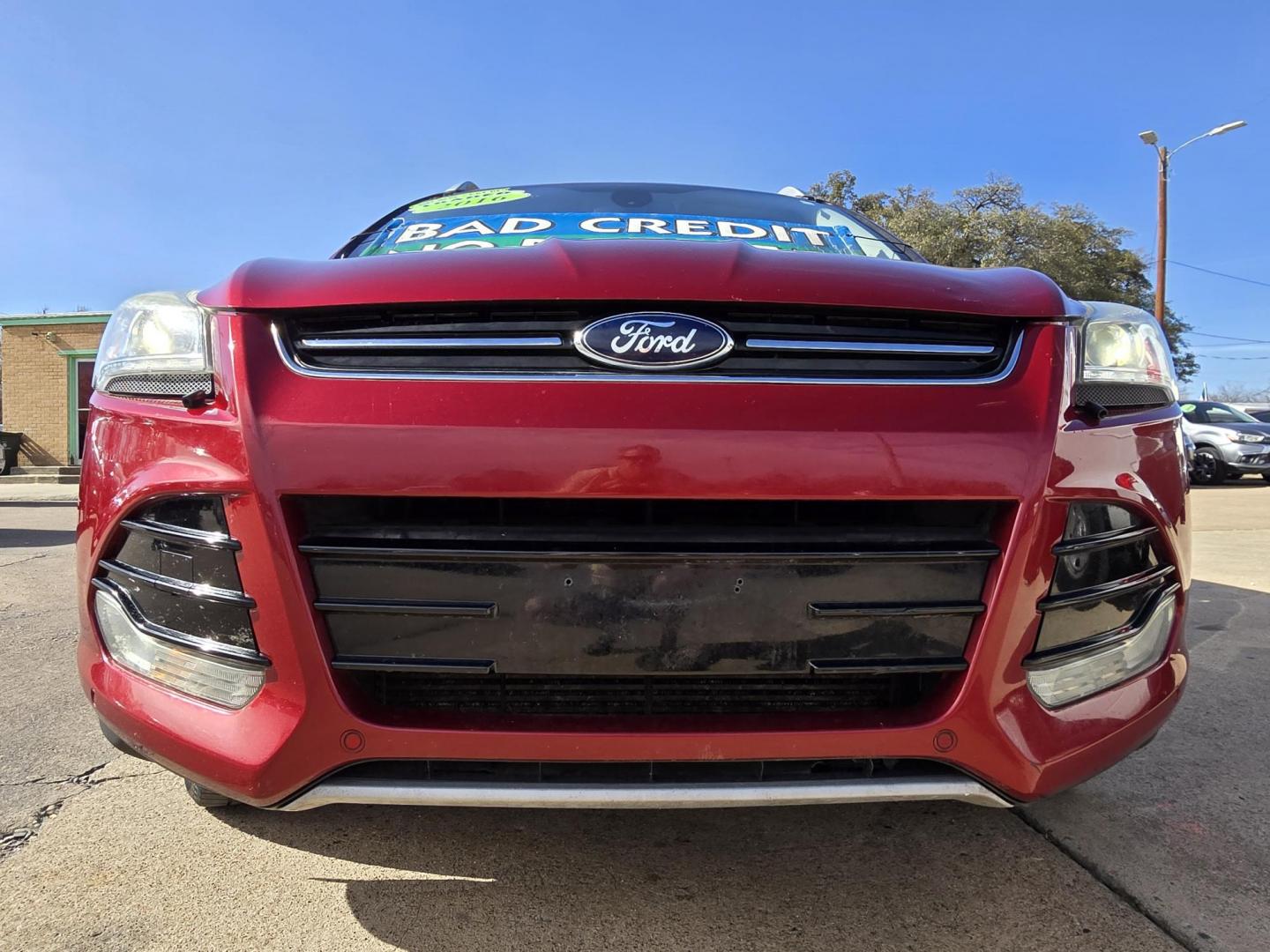 2016 RED Ford Escape Titanium (1FMCU0J96GU) with an 2.0L L4 DOHC 16V engine, 6-Speed Automatic transmission, located at 2660 S.Garland Avenue, Garland, TX, 75041, (469) 298-3118, 32.885551, -96.655602 - Photo#9