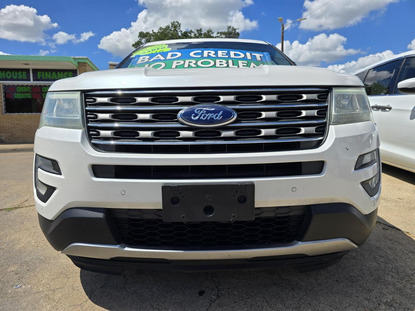 2016 WHITE Ford Explorer XLT (1FM5K7DH1GG) with an 2.3L L4 DOHC 16V engine, 6-Speed Automatic transmission, located at 2660 S.Garland Avenue, Garland, TX, 75041, (469) 298-3118, 32.885551, -96.655602 - Photo#9