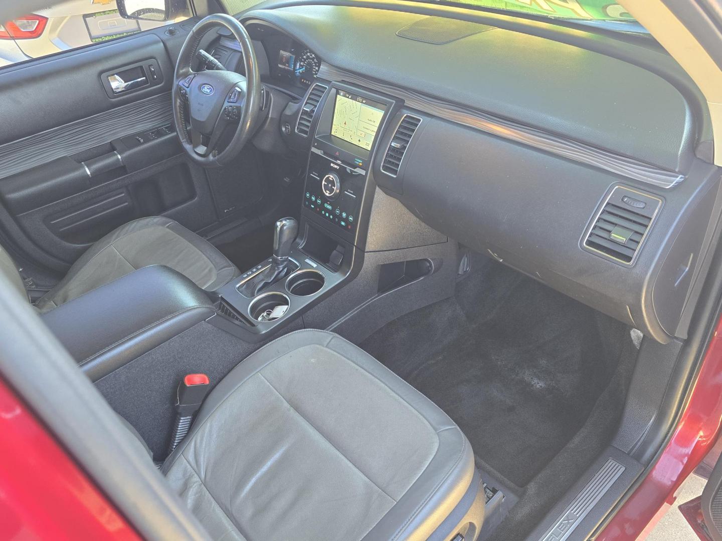 2016 RED Ford Flex Limited AWD w/EcoBoost (2FMHK6DT0GB) with an 3.5L V6 DOHC 24V engine, 6A transmission, located at 2660 S.Garland Avenue, Garland, TX, 75041, (469) 298-3118, 32.885551, -96.655602 - Photo#23