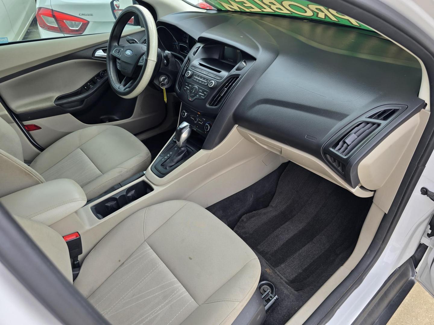 2016 WHITE Ford Focus SE (1FADP3F24GL) with an 2.0L L4 DOHC 16V engine, AUTO transmission, located at 2660 S.Garland Avenue, Garland, TX, 75041, (469) 298-3118, 32.885551, -96.655602 - Welcome to DallasAutos4Less, one of the Premier BUY HERE PAY HERE Dealers in the North Dallas Area. We specialize in financing to people with NO CREDIT or BAD CREDIT. We need proof of income, proof of residence, and a ID. Come buy your new car from us today!! This is a Super Clean 2016 FORD FOCUS - Photo#18