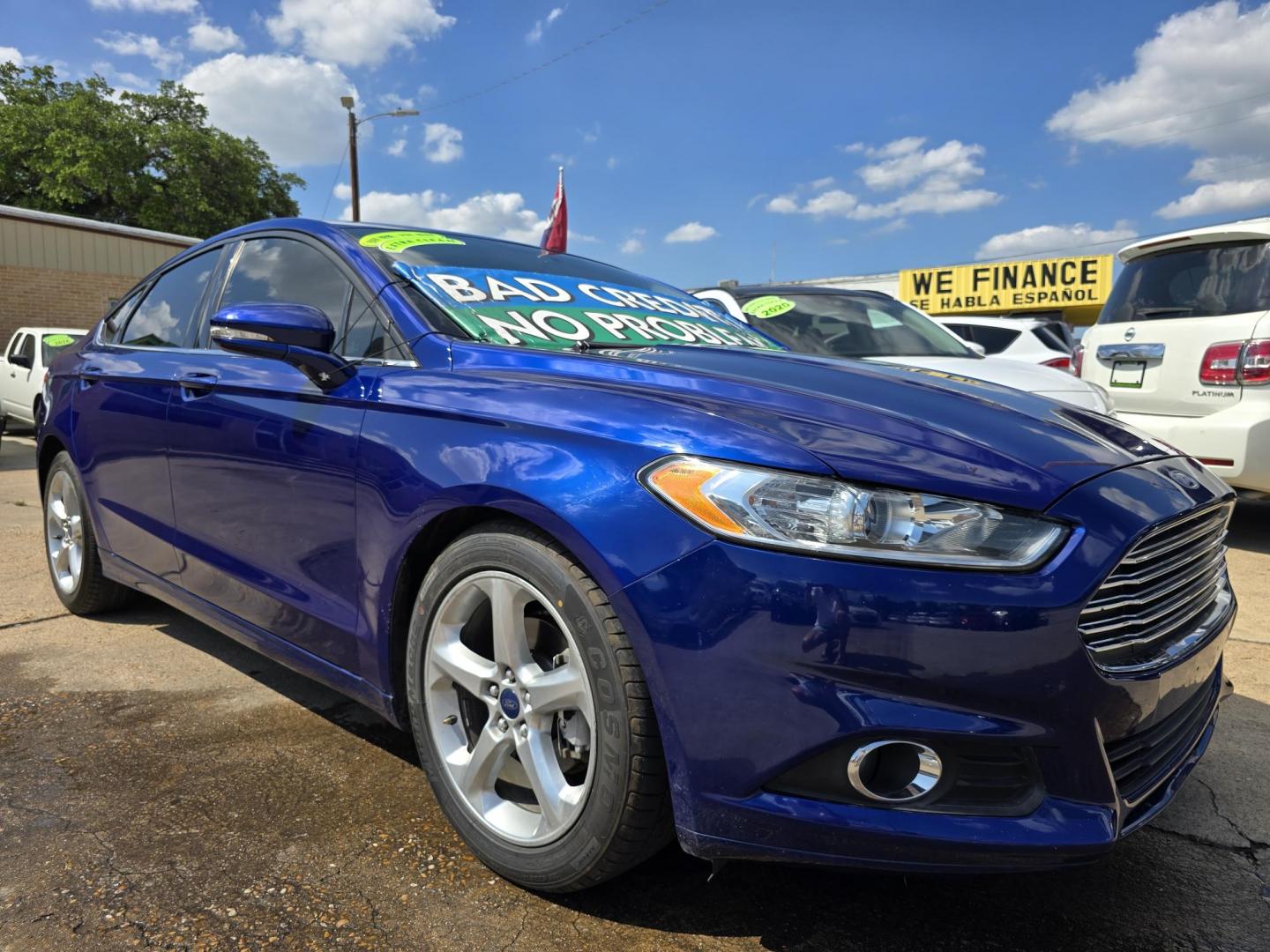 2016 SILVER Ford Fusion SE (3FA6P0H7XGR) with an 2.5L L4 DOHC 16V engine, 6-Speed Automatic transmission, located at 2660 S.Garland Avenue, Garland, TX, 75041, (469) 298-3118, 32.885551, -96.655602 - Photo#1