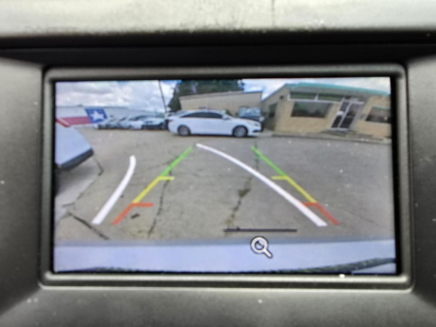 2016 SILVER Ford Fusion SE (3FA6P0H74GR) with an 2.5L L4 DOHC 16V engine, 6-Speed Automatic transmission, located at 2660 S.Garland Avenue, Garland, TX, 75041, (469) 298-3118, 32.885551, -96.655602 - Photo#14