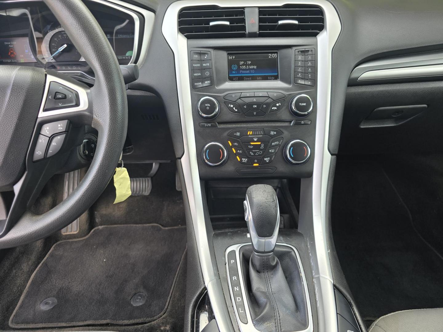 2016 WHITE Ford Fusion Hybrid S (3FA6P0UU9GR) with an 2.0L L4 DOHC 16V HYBRID engine, CVT transmission, located at 2660 S.Garland Avenue, Garland, TX, 75041, (469) 298-3118, 32.885551, -96.655602 - Photo#13