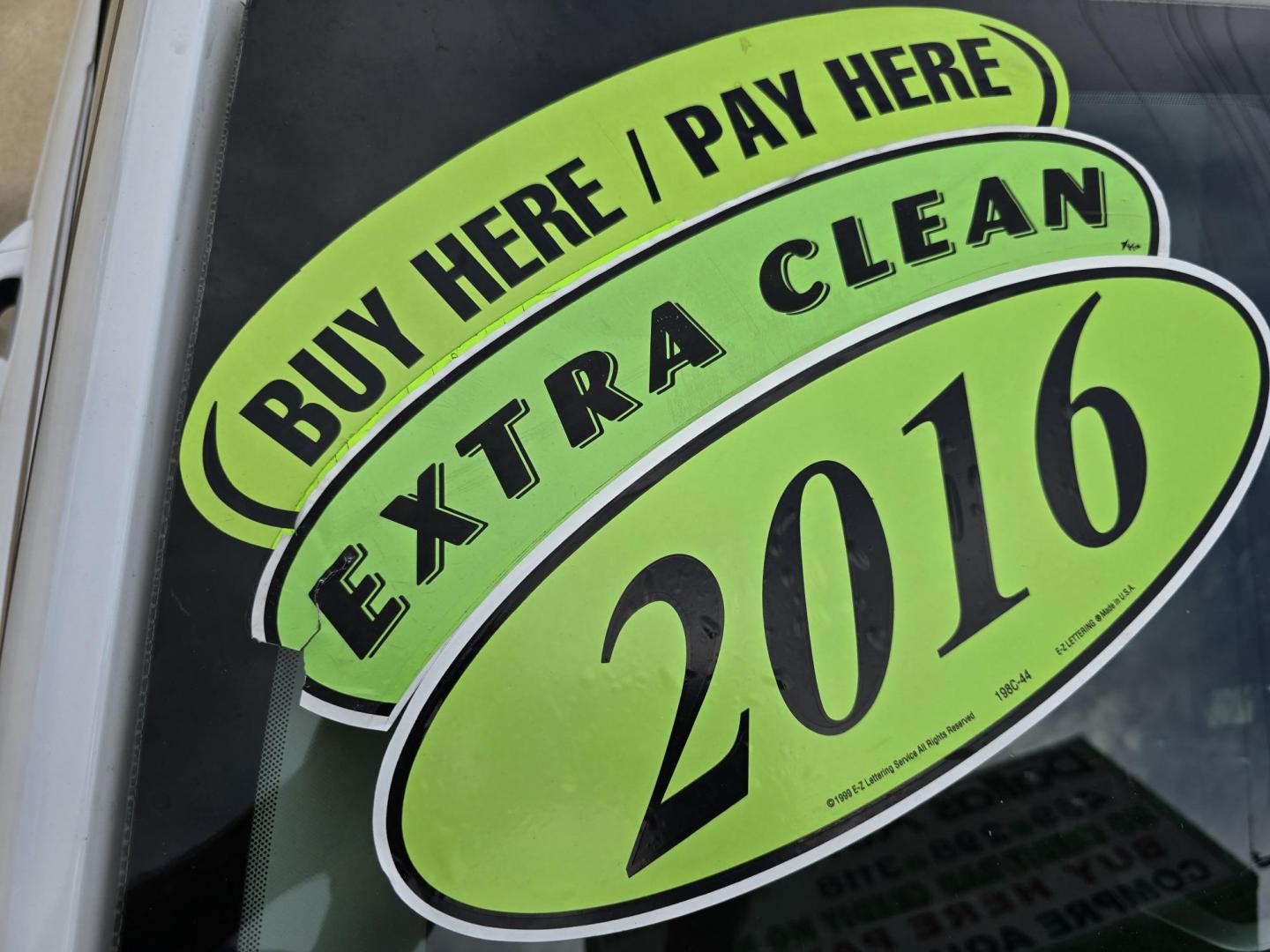 2016 WHITE Ford Fusion Hybrid S (3FA6P0UU9GR) with an 2.0L L4 DOHC 16V HYBRID engine, CVT transmission, located at 2660 S.Garland Avenue, Garland, TX, 75041, (469) 298-3118, 32.885551, -96.655602 - Photo#18