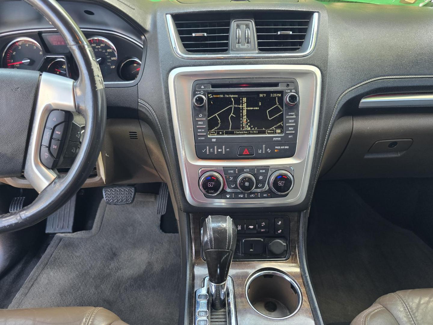 2016 WHITE GMC Acadia SLT2 (1GKKRSKD7GJ) with an 3.6L V6 DOHC 24V engine, 6A transmission, located at 2660 S.Garland Avenue, Garland, TX, 75041, (469) 298-3118, 32.885551, -96.655602 - Photo#14