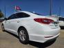 2016 DIAMOND WHITE Hyundai Sonata SE (5NPE24AF3GH) with an 2.4L L4 DOHC 16V engine, 7A transmission, located at 2660 S.Garland Avenue, Garland, TX, 75041, (469) 298-3118, 32.885551, -96.655602 - Photo#5