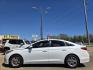 2016 DIAMOND WHITE Hyundai Sonata SE (5NPE24AF3GH) with an 2.4L L4 DOHC 16V engine, 7A transmission, located at 2660 S.Garland Avenue, Garland, TX, 75041, (469) 298-3118, 32.885551, -96.655602 - Photo#6