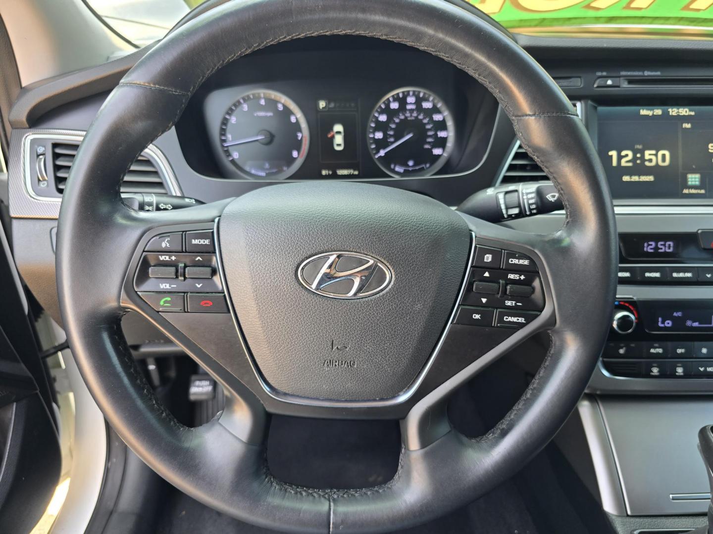 2016 WHITE Hyundai Sonata Sport (5NPE34AF1GH) with an 2.4L L4 DOHC 16V engine, 6A transmission, located at 2660 S.Garland Avenue, Garland, TX, 75041, (469) 298-3118, 32.885551, -96.655602 - Photo#12