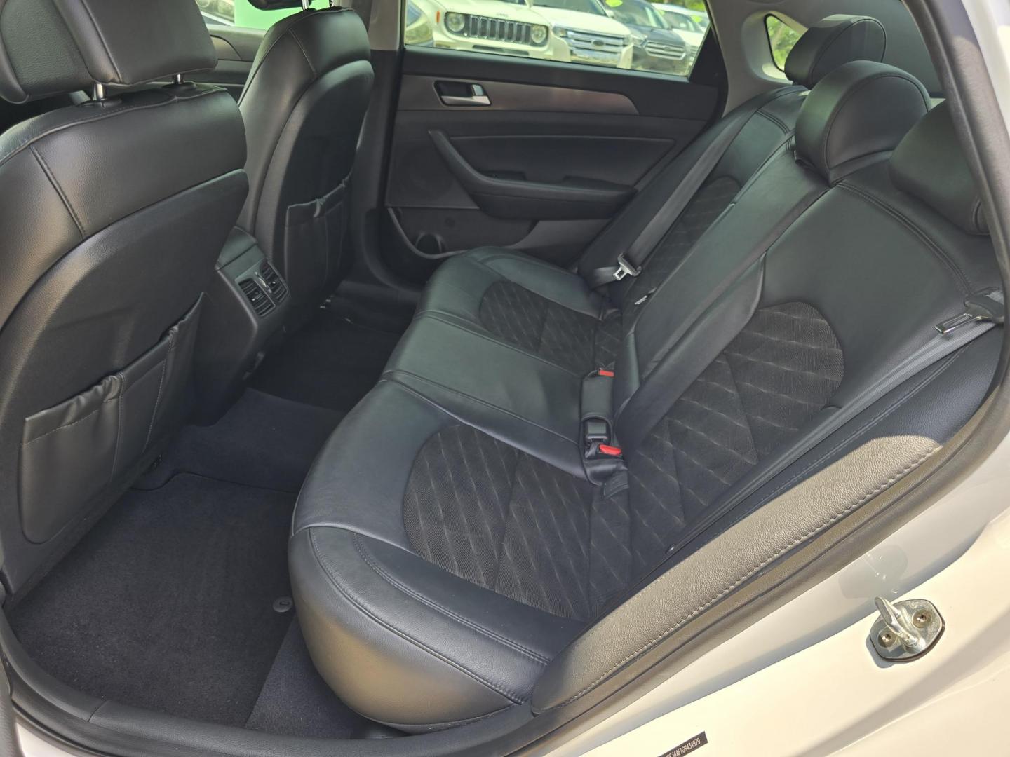 2016 WHITE Hyundai Sonata Sport (5NPE34AF1GH) with an 2.4L L4 DOHC 16V engine, 6A transmission, located at 2660 S.Garland Avenue, Garland, TX, 75041, (469) 298-3118, 32.885551, -96.655602 - Photo#19