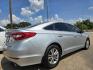 2016 SILVER Hyundai Sonata SE (5NPE24AF8GH) with an 2.4L L4 DOHC 16V engine, 7A transmission, located at 2660 S.Garland Avenue, Garland, TX, 75041, (469) 298-3118, 32.885551, -96.655602 - Photo#3