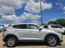 2016 Hyundai Tucson SE (KM8J23A45GU) with an 2.0L L4 DOHC 16V engine, 6A transmission, located at 2660 S.Garland Avenue, Garland, TX, 75041, (469) 298-3118, 32.885551, -96.655602 - Photo#2