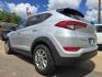 2016 Hyundai Tucson SE (KM8J23A45GU) with an 2.0L L4 DOHC 16V engine, 6A transmission, located at 2660 S.Garland Avenue, Garland, TX, 75041, (469) 298-3118, 32.885551, -96.655602 - Photo#5