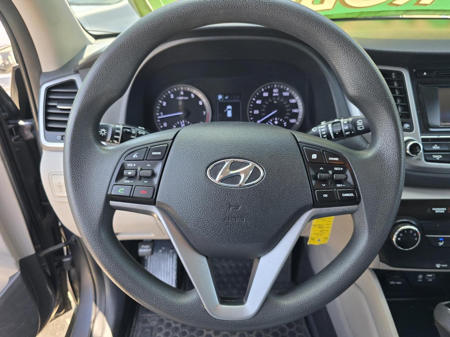 2016 BLUE Hyundai Tucson SE w/Preferred Package (KM8J33A46GU) with an 2.0L L4 DOHC 16V engine, 6A transmission, located at 2660 S.Garland Avenue, Garland, TX, 75041, (469) 298-3118, 32.885551, -96.655602 - BRAND NEW MOTOR INSTALLED AT VANDERGRIFF HYUNDAI WITH WARRANTY. - Photo#12
