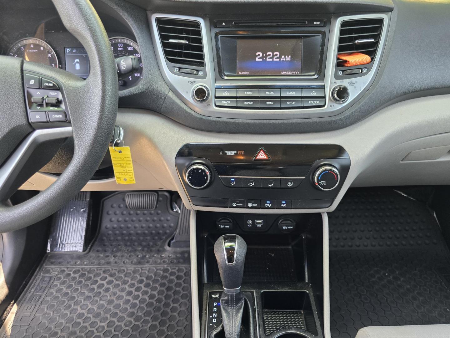 2016 BLUE Hyundai Tucson SE w/Preferred Package (KM8J33A46GU) with an 2.0L L4 DOHC 16V engine, 6A transmission, located at 2660 S.Garland Avenue, Garland, TX, 75041, (469) 298-3118, 32.885551, -96.655602 - BRAND NEW MOTOR INSTALLED AT VANDERGRIFF HYUNDAI WITH WARRANTY. - Photo#13