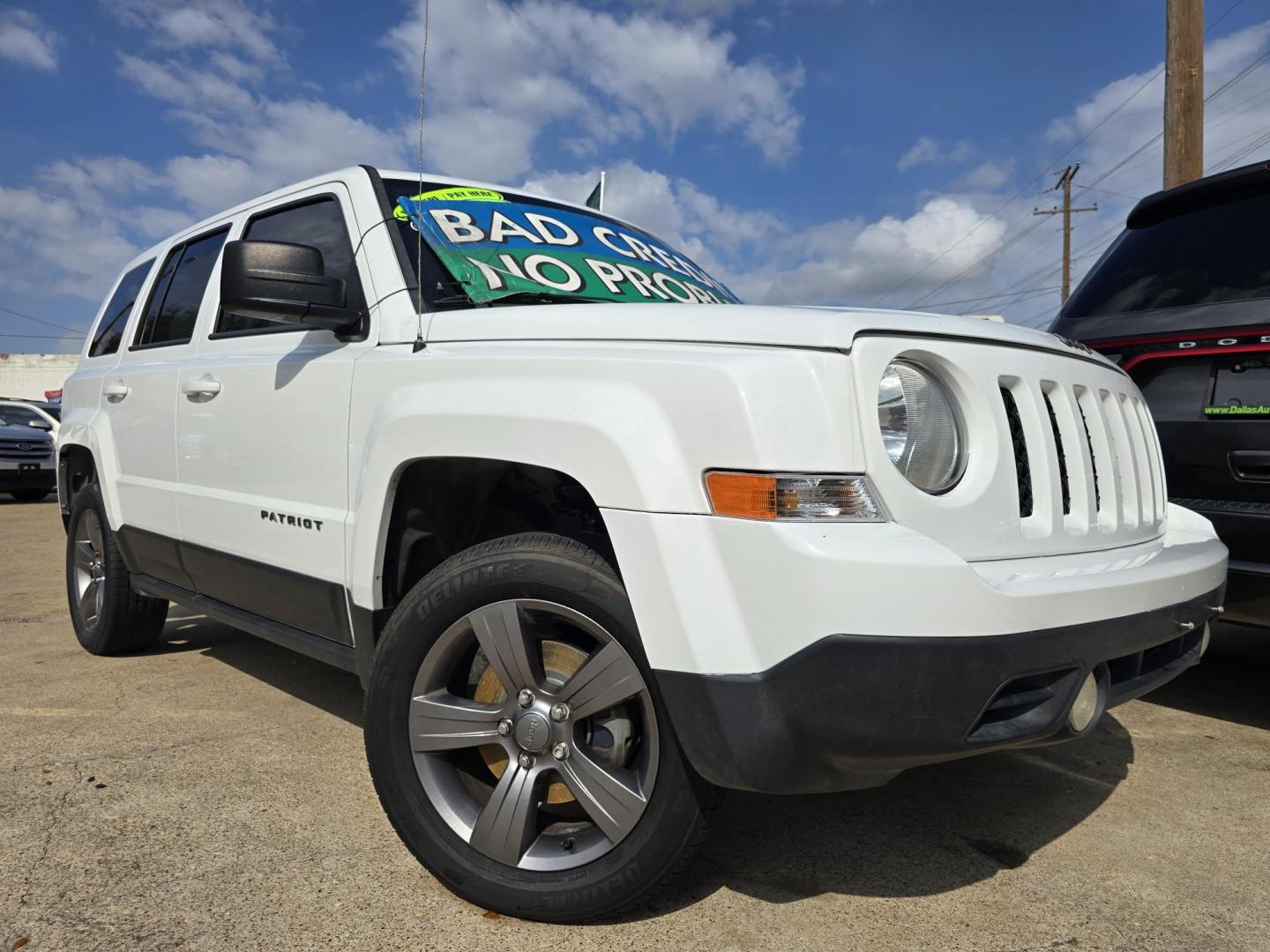 2016 WHITE Jeep Patriot Sport (1C4NJPBA9GD) with an 2.0L L4 DOHC 16V engine, AUTO transmission, located at 2660 S.Garland Avenue, Garland, TX, 75041, (469) 298-3118, 32.885551, -96.655602 - Photo#0