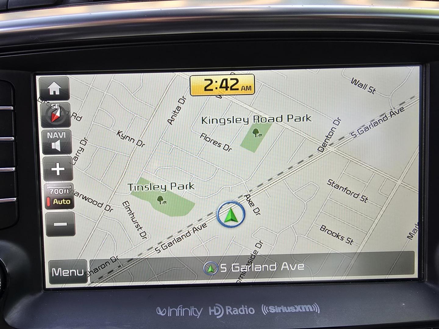 2016 WHITE Kia Sorento SXL (5XYPK4A58GG) with an 3.3L V6 DOHC 24V engine, 6-Speed Automatic transmission, located at 2660 S.Garland Avenue, Garland, TX, 75041, (469) 298-3118, 32.885551, -96.655602 - Photo#16