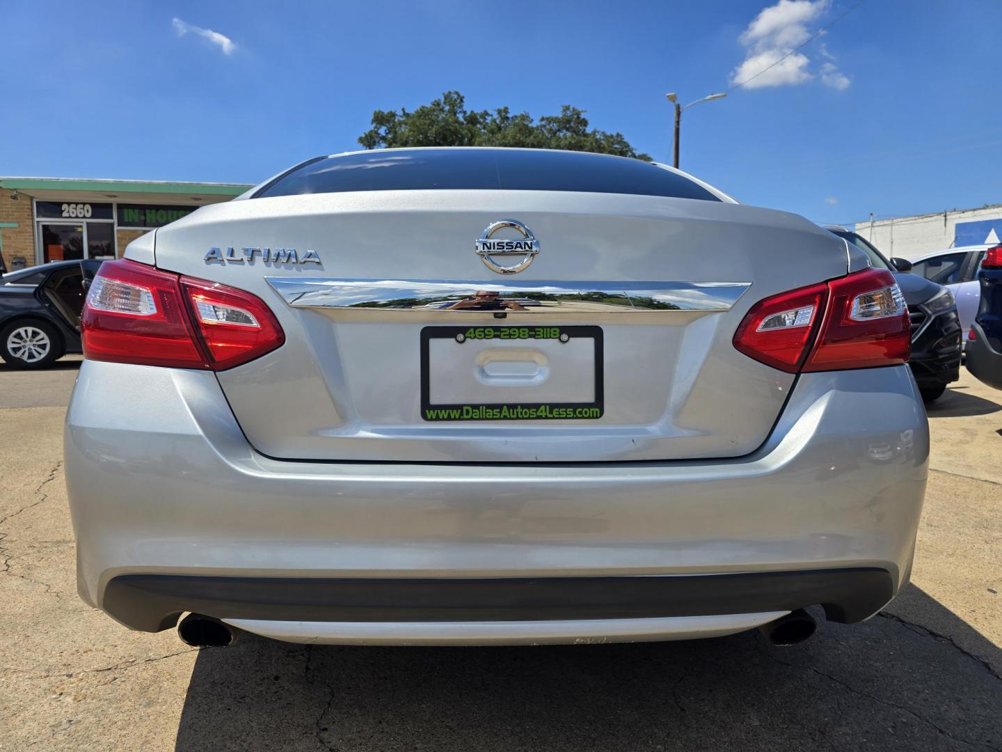 2016 SILVER Nissan Altima S (1N4AL3AP8GC) with an 2.5L L4 DOHC 16V engine, CVT transmission, located at 2660 S.Garland Avenue, Garland, TX, 75041, (469) 298-3118, 32.885551, -96.655602 - Photo#4