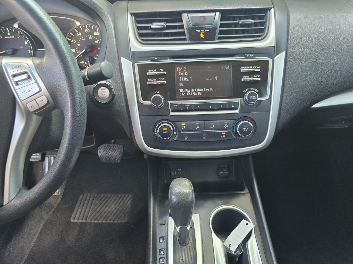 2016 SILVER Nissan Altima S (1N4AL3AP8GC) with an 2.5L L4 DOHC 16V engine, CVT transmission, located at 2660 S.Garland Avenue, Garland, TX, 75041, (469) 298-3118, 32.885551, -96.655602 - Photo#14