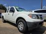 2016 WHITE Nissan Frontier S King Cab (1N6BD0CT3GN) with an 2.5L L4 DOHC 16V engine, AUTO transmission, located at 2660 S.Garland Avenue, Garland, TX, 75041, (469) 298-3118, 32.885551, -96.655602 - Photo#1