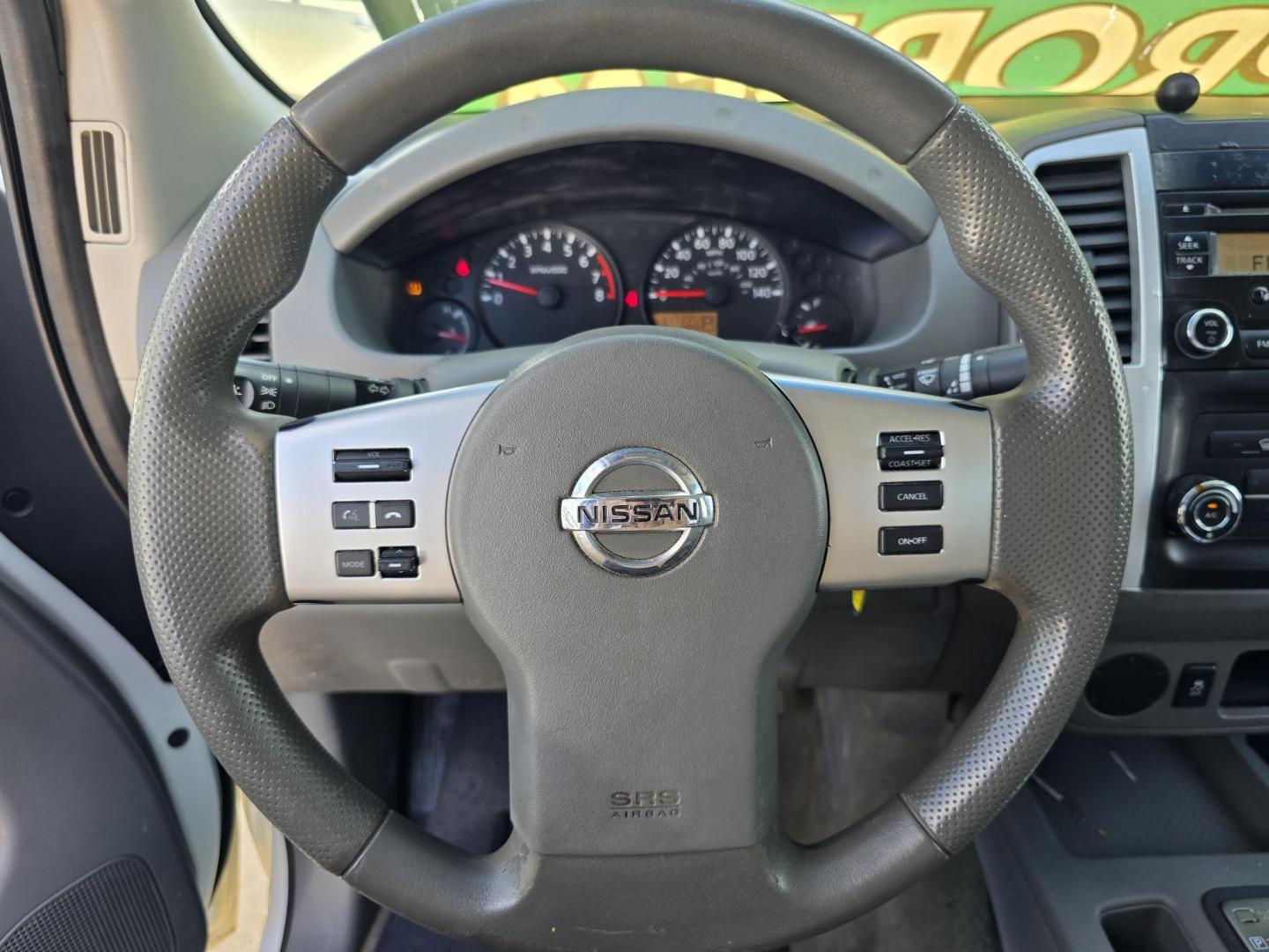 2016 WHITE Nissan Frontier S King Cab (1N6BD0CT3GN) with an 2.5L L4 DOHC 16V engine, AUTO transmission, located at 2660 S.Garland Avenue, Garland, TX, 75041, (469) 298-3118, 32.885551, -96.655602 - Photo#13