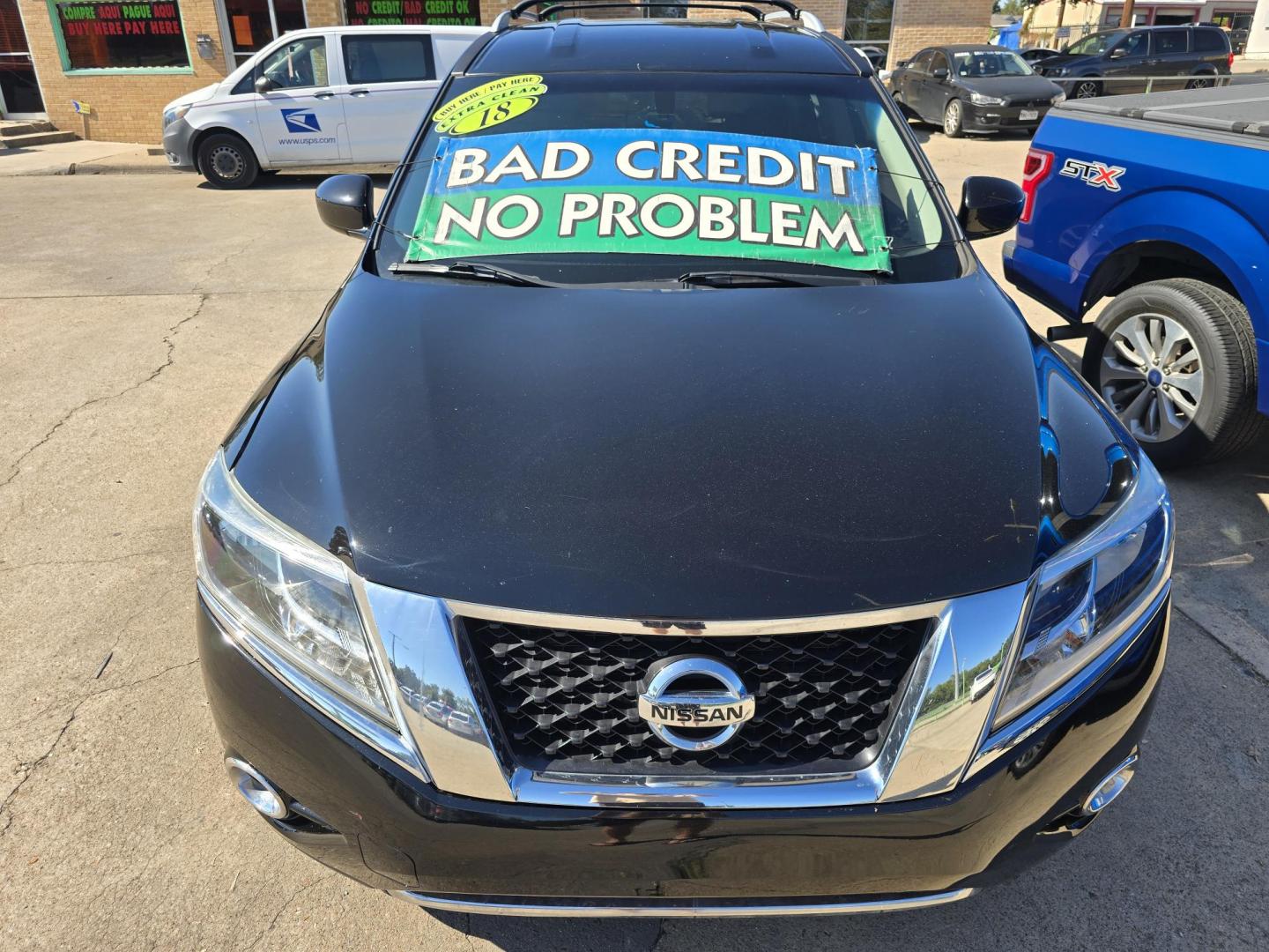 2016 GRAY /BLACK Nissan Pathfinder S (5N1AR2MN9GC) with an 3.5L V6 DOHC 24V engine, CVT transmission, located at 2660 S.Garland Avenue, Garland, TX, 75041, (469) 298-3118, 32.885551, -96.655602 - Welcome to DallasAutos4Less, one of the Premier BUY HERE PAY HERE Dealers in the North Dallas Area. We specialize in financing to people with NO CREDIT or BAD CREDIT. We need proof of income, proof of residence, and a ID. Come buy your new car from us today!! This is a Very clean 2016 NISSAN PATH - Photo#8