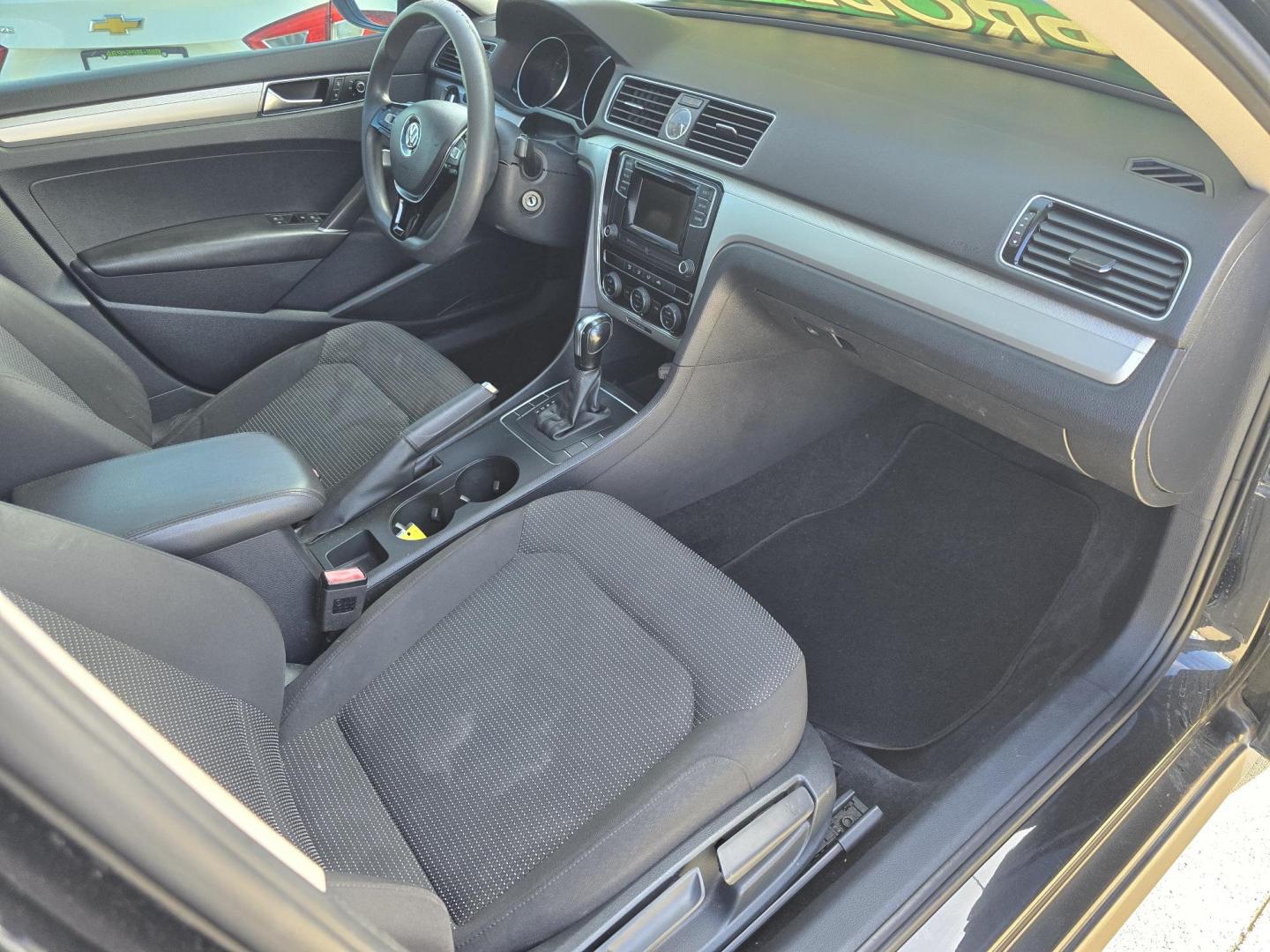 2016 BLACK Volkswagen Passat S (1VWAT7A30GC) , 6A transmission, located at 2660 S.Garland Avenue, Garland, TX, 75041, (469) 298-3118, 32.885551, -96.655602 - Photo#18