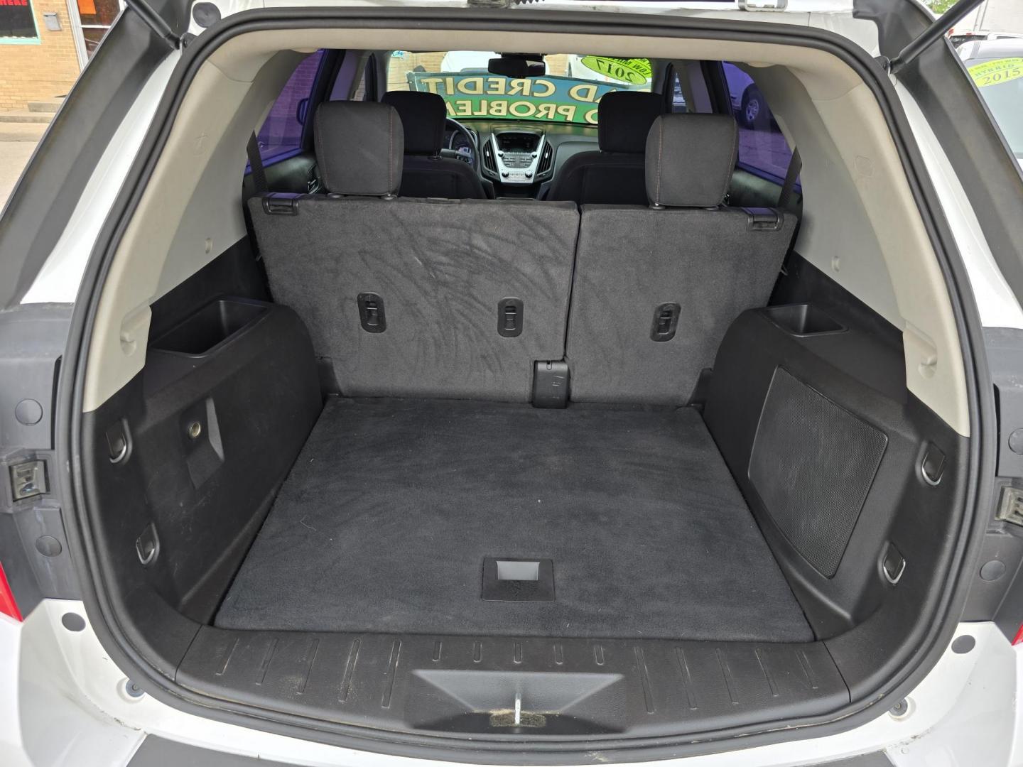 2017 WHITE Chevrolet Equinox LS (2GNALBEK2H1) with an 2.4L L4 DOHC 16V FFV engine, 6A transmission, located at 2660 S.Garland Avenue, Garland, TX, 75041, (469) 298-3118, 32.885551, -96.655602 - Photo#16