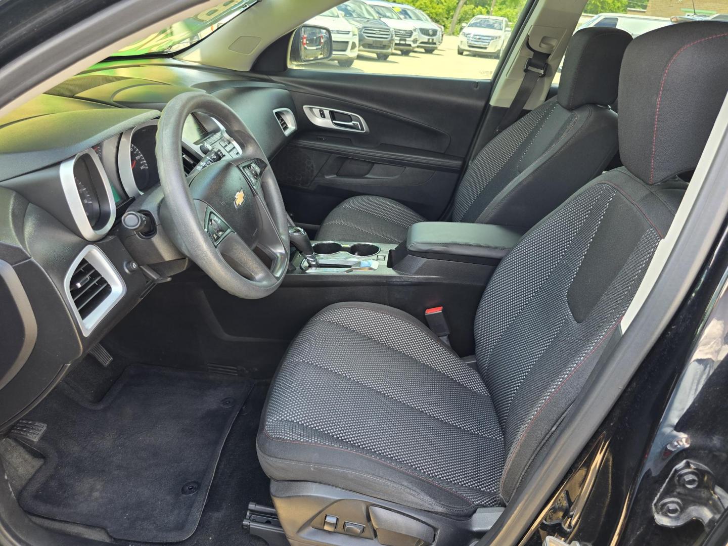 2017 BLACK Chevrolet Equinox LS (2GNALBEK3H1) with an 2.4L L4 DOHC 16V FFV engine, 6A transmission, located at 2660 S.Garland Avenue, Garland, TX, 75041, (469) 298-3118, 32.885551, -96.655602 - Photo#12