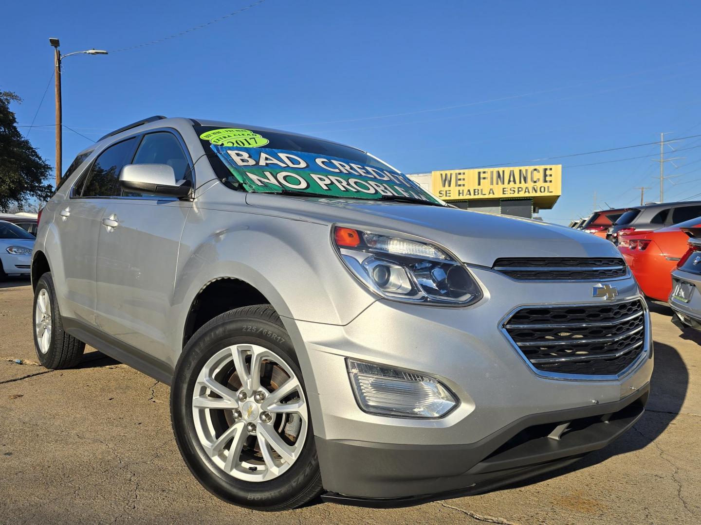 2017 SILVER Chevrolet Equinox LT (2GNALCEK6H1) with an 2.4L L4 DOHC 16V FFV engine, 6A transmission, located at 2660 S.Garland Avenue, Garland, TX, 75041, (469) 298-3118, 32.885551, -96.655602 - Photo#0