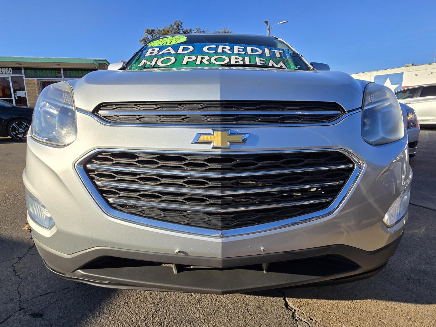 2017 SILVER Chevrolet Equinox LT (2GNALCEK6H1) with an 2.4L L4 DOHC 16V FFV engine, 6A transmission, located at 2660 S.Garland Avenue, Garland, TX, 75041, (469) 298-3118, 32.885551, -96.655602 - Photo#7