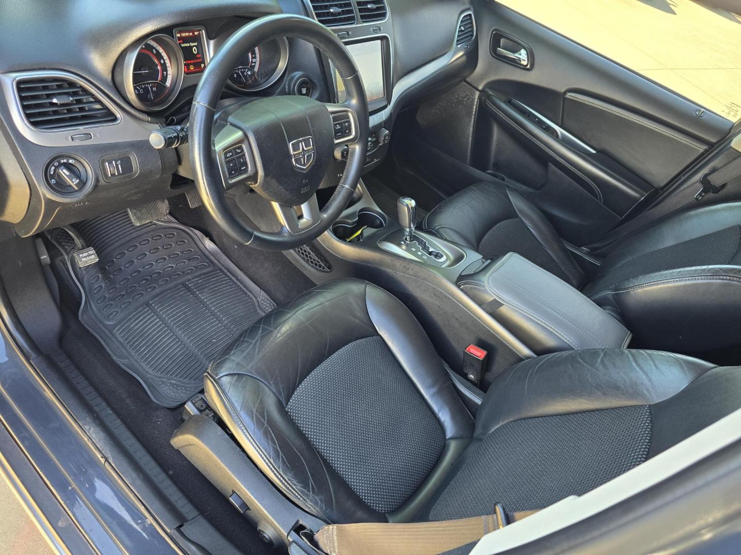 2017 Dodge Journey Crossroad Plus (3C4PDCGGXHT) with an 3.6L V6 DOHC 24V engine, 4A transmission, located at 2660 S.Garland Avenue, Garland, TX, 75041, (469) 298-3118, 32.885551, -96.655602 - Welcome to DallasAutos4Less, one of the Premier BUY HERE PAY HERE Dealers in the North Dallas Area. We specialize in financing to people with NO CREDIT or BAD CREDIT. We need proof of income, proof of residence, and a ID. Come buy your new car from us today!! This is a very well cared for 2017 DO - Photo#11