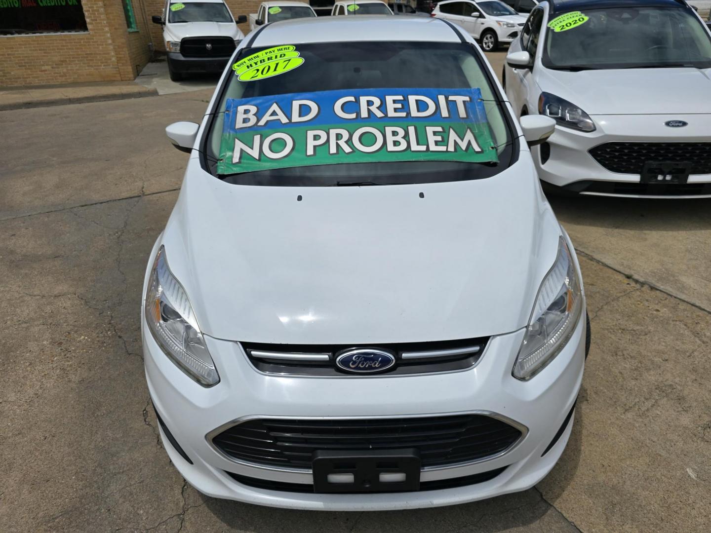 2017 WHITE Ford C-Max Hybrid SE (1FADP5AU4HL) with an 2.0L L4 DOHC 16V HYBRID engine, CVT transmission, located at 2660 S.Garland Avenue, Garland, TX, 75041, (469) 298-3118, 32.885551, -96.655602 - Photo#8