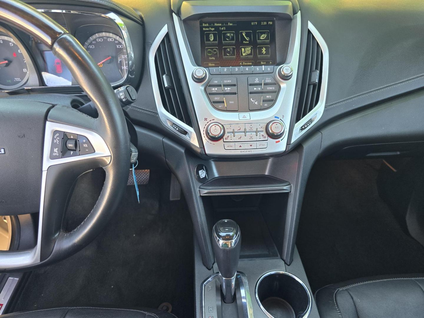 2017 DIAMOND WHITE GMC Terrain Denali (2GKFLVE38H6) with an 3.6L V6 DOHC 24V engine, 6A transmission, located at 2660 S.Garland Avenue, Garland, TX, 75041, (469) 298-3118, 32.885551, -96.655602 - Photo#13