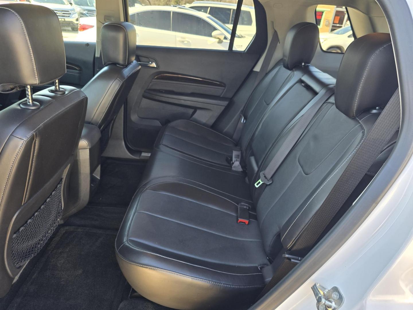 2017 DIAMOND WHITE GMC Terrain Denali (2GKFLVE38H6) with an 3.6L V6 DOHC 24V engine, 6A transmission, located at 2660 S.Garland Avenue, Garland, TX, 75041, (469) 298-3118, 32.885551, -96.655602 - Photo#18