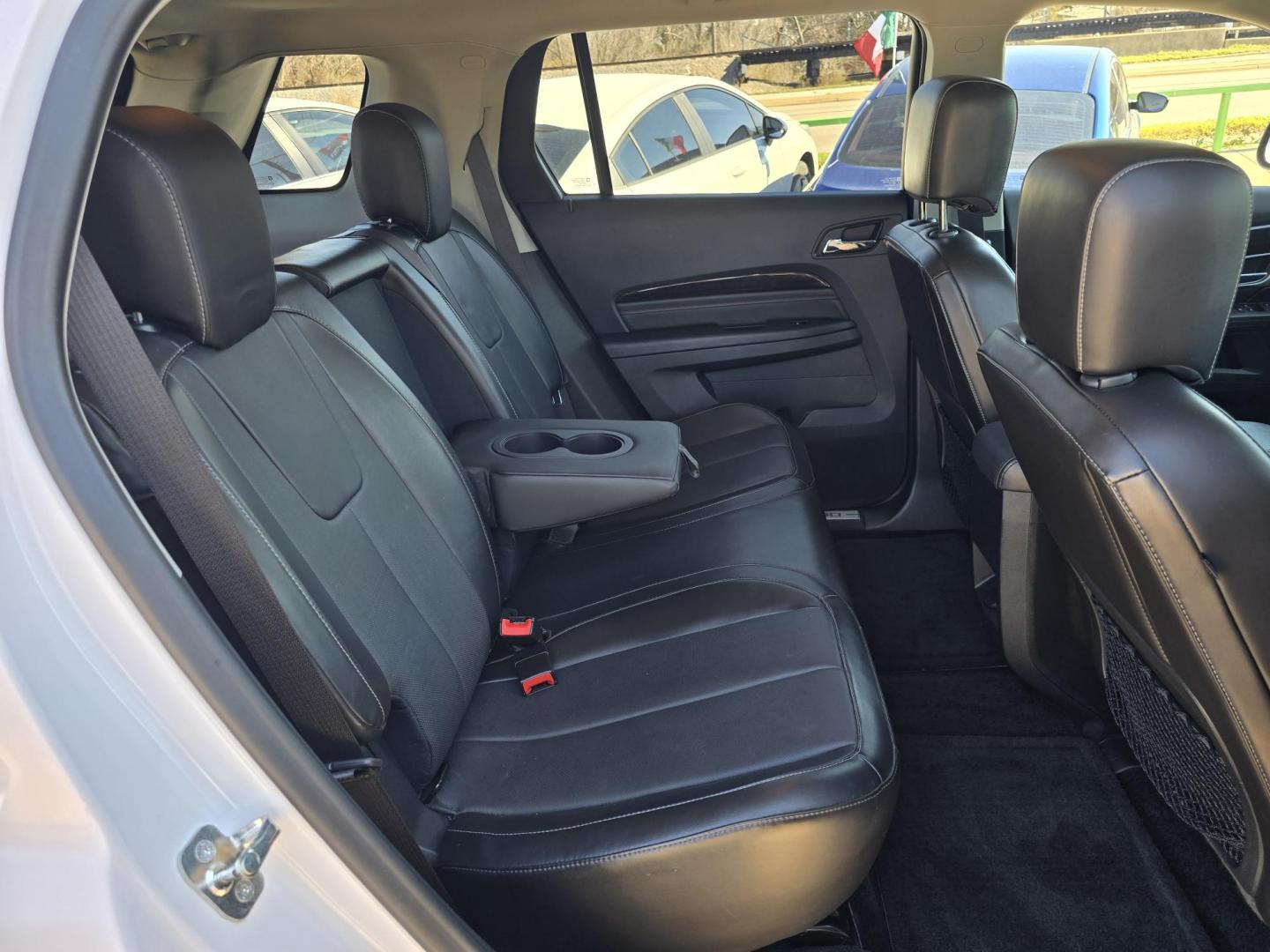 2017 DIAMOND WHITE GMC Terrain Denali (2GKFLVE38H6) with an 3.6L V6 DOHC 24V engine, 6A transmission, located at 2660 S.Garland Avenue, Garland, TX, 75041, (469) 298-3118, 32.885551, -96.655602 - Photo#20