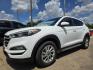 2017 WHITE /BLACK Hyundai Tucson SE (KM8J33A49HU) with an 2.0L L4 DOHC 16V engine, 6A transmission, located at 2660 S.Garland Avenue, Garland, TX, 75041, (469) 298-3118, 32.885551, -96.655602 - Photo#6