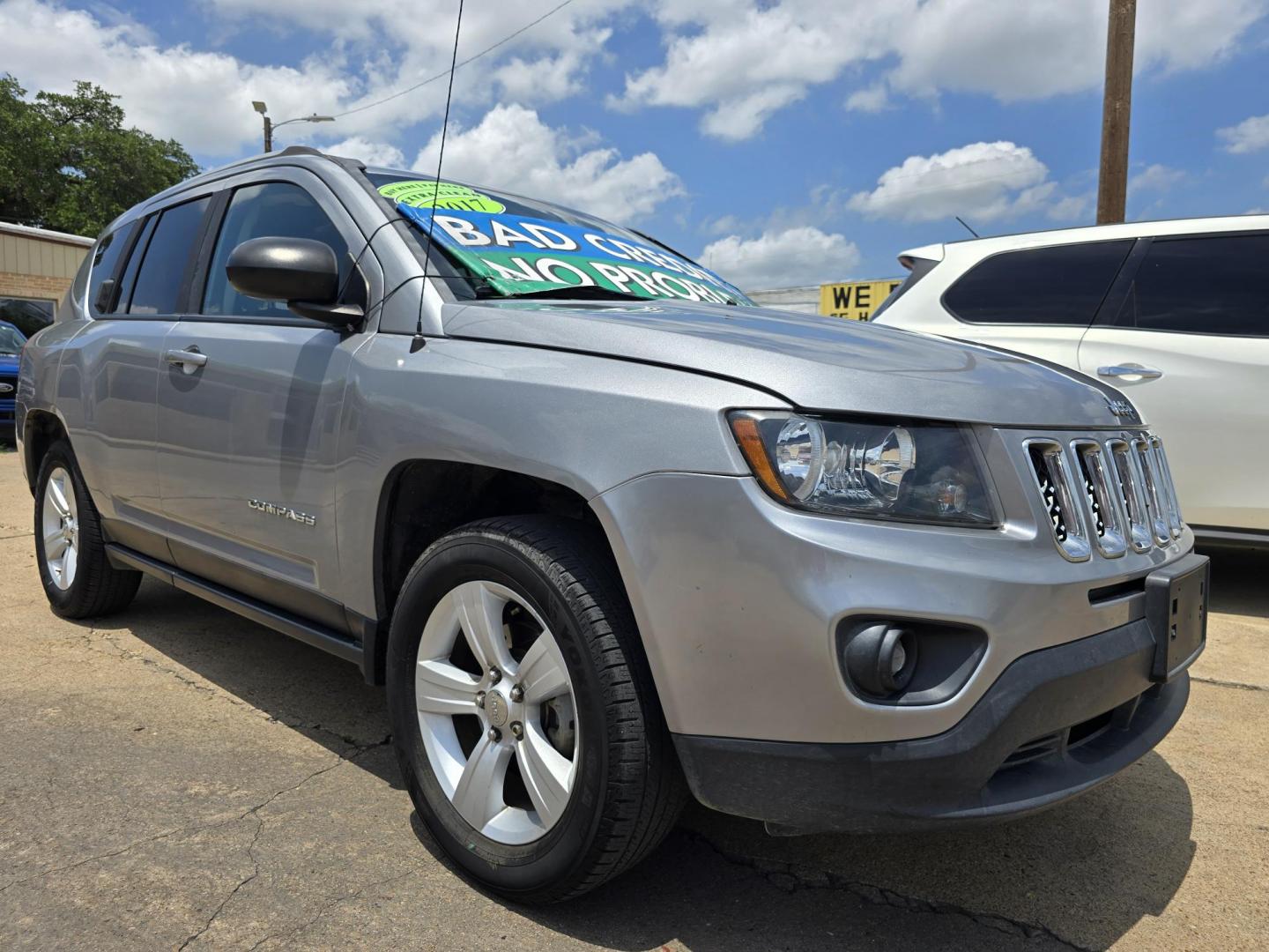 2017 SILVER Jeep Compass Sport (1C4NJCBA9HD) with an 2.0L L4 DOHC 16V engine, AUTO transmission, located at 2660 S.Garland Avenue, Garland, TX, 75041, (469) 298-3118, 32.885551, -96.655602 - Photo#1