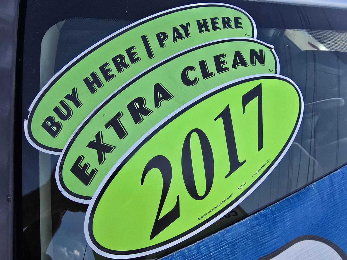 2017 WHITE Jeep Compass Sport (1C4NJCBA8HD) with an 2.0L L4 DOHC 16V engine, AUTO transmission, located at 2660 S.Garland Avenue, Garland, TX, 75041, (469) 298-3118, 32.885551, -96.655602 - Photo#19