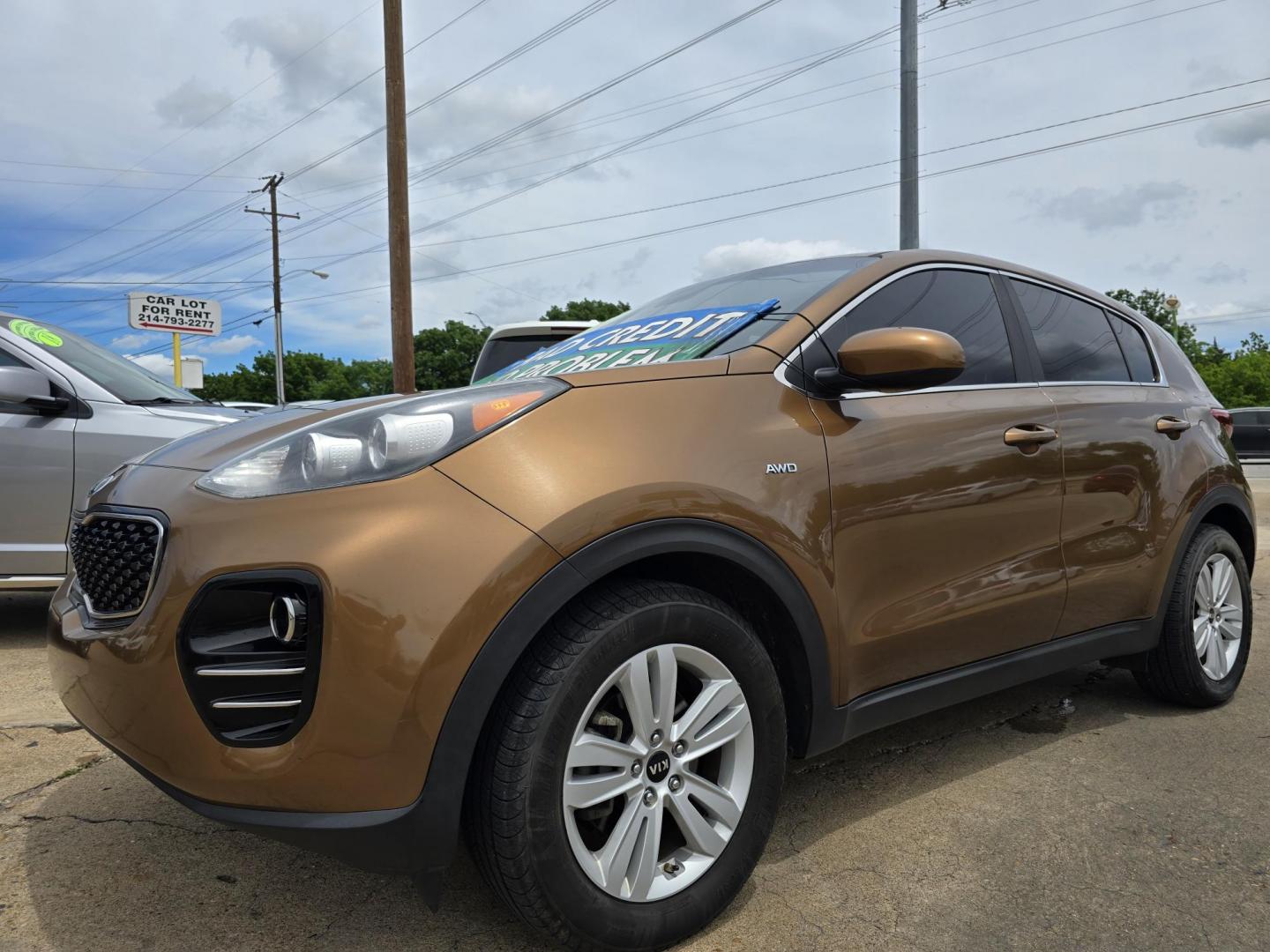 2017 BROWN Kia Sportage LX (KNDPMCAC3H7) with an 2.4L V6 DOHC 24V engine, 6A transmission, located at 2660 S.Garland Avenue, Garland, TX, 75041, (469) 298-3118, 32.885551, -96.655602 - Photo#7