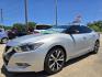 2017 SILVER Nissan Maxima 3.5 SV (1N4AA6AP2HC) with an 3.5L V6 DOHC 24V engine, CVT transmission, located at 2660 S.Garland Avenue, Garland, TX, 75041, (469) 298-3118, 32.885551, -96.655602 - Photo#7
