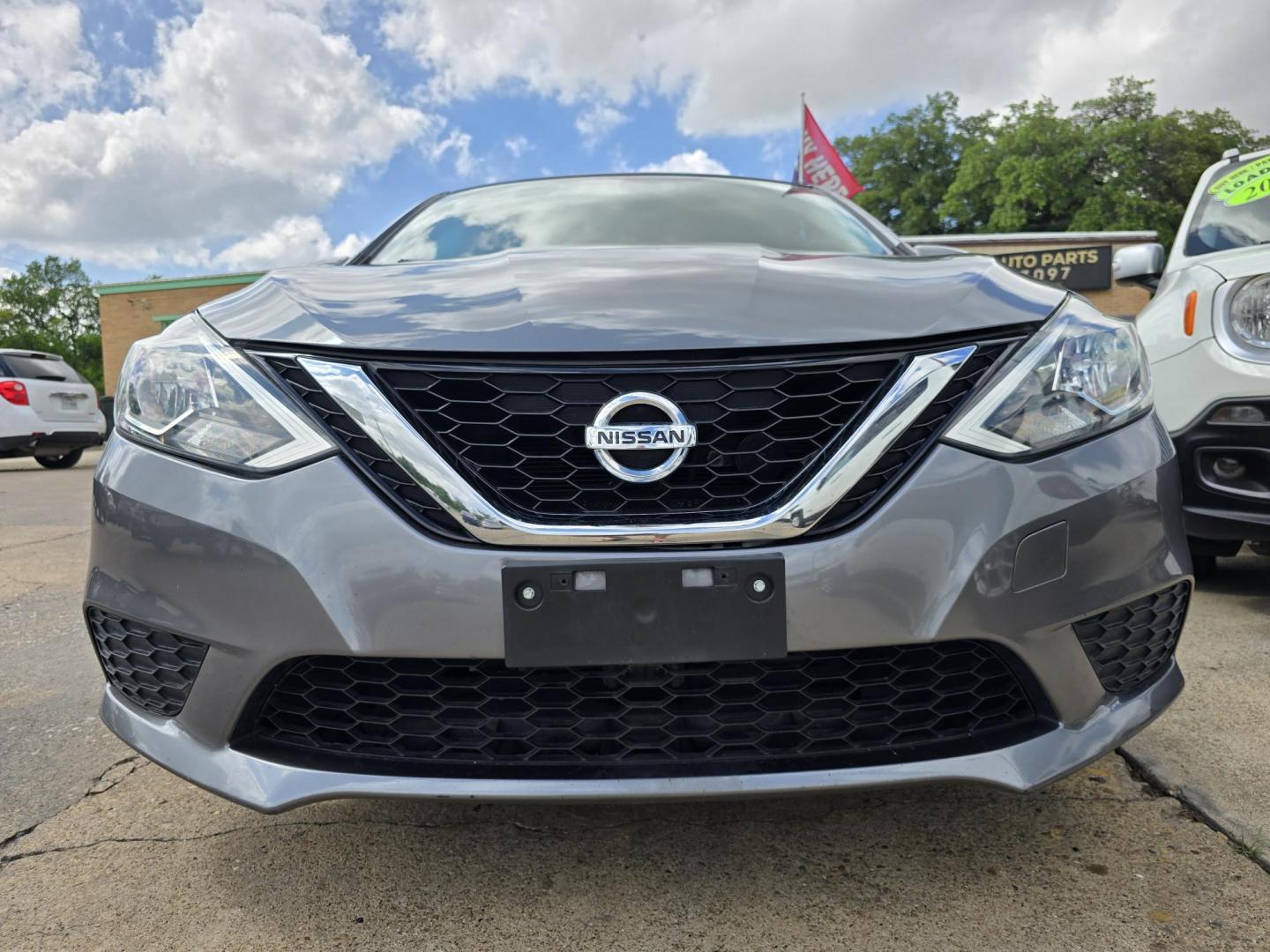 2017 GRAY Nissan Sentra S (3N1AB7AP0HY) with an 1.8L L4 SFI DOHC 16V engine, AUTO transmission, located at 2660 S.Garland Avenue, Garland, TX, 75041, (469) 298-3118, 32.885551, -96.655602 - Photo#9