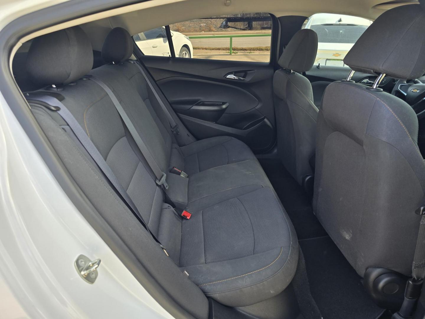 2018 BLACK Chevrolet Cruze LS (1G1BC5SM9J7) with an 1.4L L4 DOHC 16V TURBO engine, 6A transmission, located at 2660 S.Garland Avenue, Garland, TX, 75041, (469) 298-3118, 32.885551, -96.655602 - Photo#15