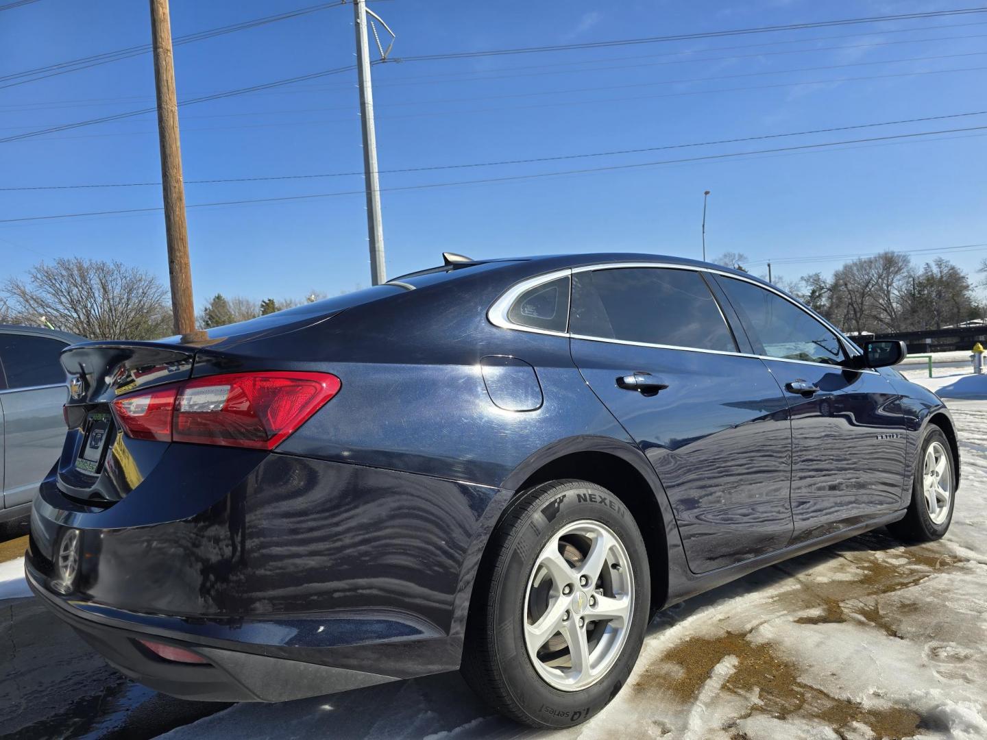 2018 DARK BLUE Chevrolet Malibu LS (1G1ZB5ST3JF) with an 1.5L L4 DOHC 16V engine, 6A transmission, located at 2660 S.Garland Avenue, Garland, TX, 75041, (469) 298-3118, 32.885551, -96.655602 - CASH$$$$$$$$$ CAR!!! - Photo#4