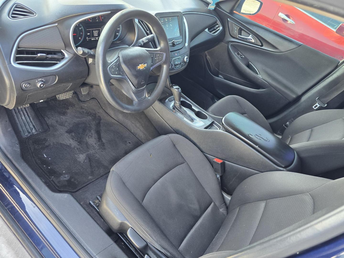 2018 DARK BLUE Chevrolet Malibu LS (1G1ZB5ST3JF) with an 1.5L L4 DOHC 16V engine, 6A transmission, located at 2660 S.Garland Avenue, Garland, TX, 75041, (469) 298-3118, 32.885551, -96.655602 - CASH$$$$$$$$$ CAR!!! - Photo#11