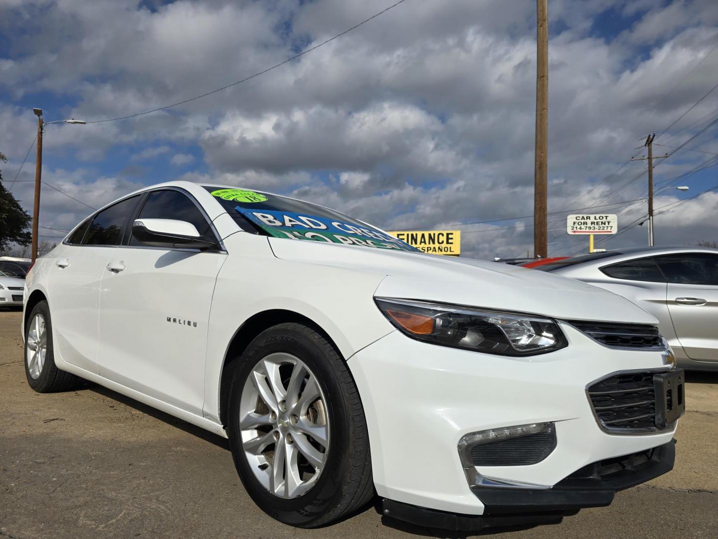 2018 WHITE Chevrolet Malibu LT (1G1ZD5ST2JF) with an 1.5L L4 DOHC 16V engine, 6A transmission, located at 2660 S.Garland Avenue, Garland, TX, 75041, (469) 298-3118, 32.885551, -96.655602 - Photo#1