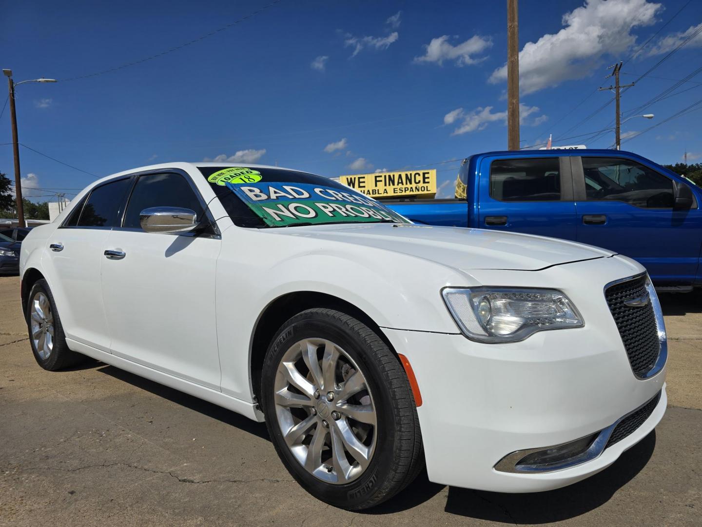 2018 WHITE Chrysler 300 LIMITED (2C3CCAKG4JH) , AUTO transmission, located at 2660 S.Garland Avenue, Garland, TX, 75041, (469) 298-3118, 32.885551, -96.655602 - Welcome to DallasAutos4Less, one of the Premier BUY HERE PAY HERE Dealers in the North Dallas Area. We specialize in financing to people with NO CREDIT or BAD CREDIT. We need proof of income, proof of residence, and a ID. Come buy your new car from us today!! This is a very well cared for 2018 CH - Photo#1