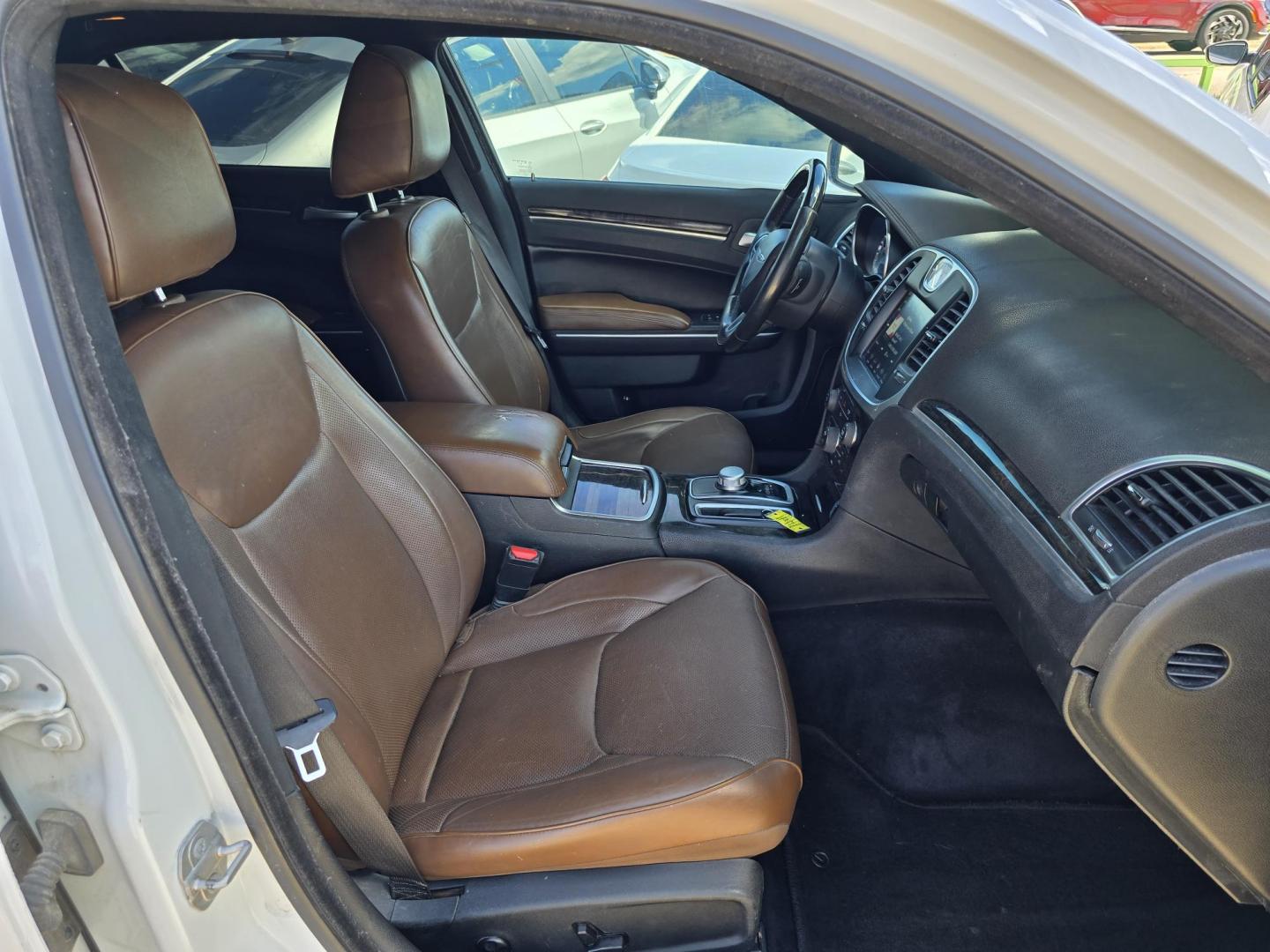 2018 WHITE Chrysler 300 LIMITED (2C3CCAKG4JH) , AUTO transmission, located at 2660 S.Garland Avenue, Garland, TX, 75041, (469) 298-3118, 32.885551, -96.655602 - Welcome to DallasAutos4Less, one of the Premier BUY HERE PAY HERE Dealers in the North Dallas Area. We specialize in financing to people with NO CREDIT or BAD CREDIT. We need proof of income, proof of residence, and a ID. Come buy your new car from us today!! This is a very well cared for 2018 CH - Photo#18