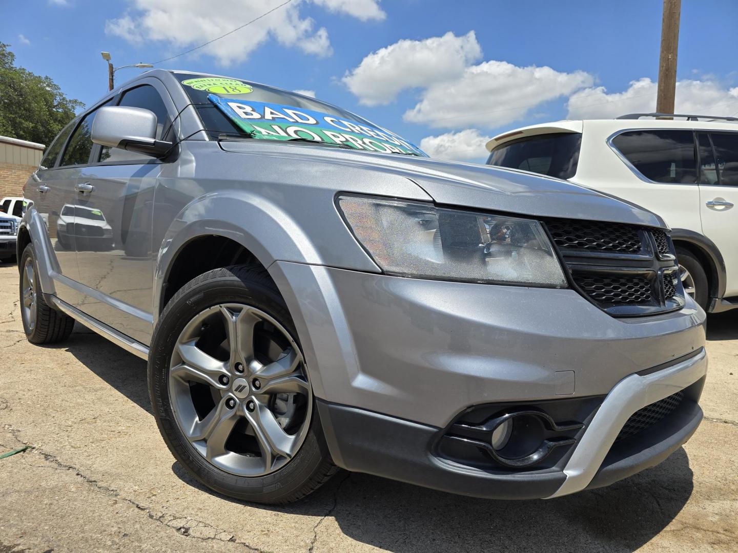 2018 GRAY Dodge Journey Crossroad (3C4PDCGG9JT) with an 3.6L V6 DOHC 24V engine, 4A transmission, located at 2660 S.Garland Avenue, Garland, TX, 75041, (469) 298-3118, 32.885551, -96.655602 - Photo#0
