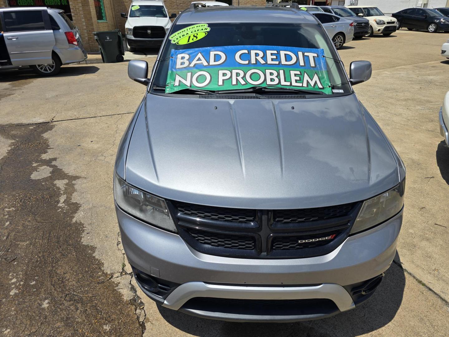 2018 GRAY Dodge Journey Crossroad (3C4PDCGG9JT) with an 3.6L V6 DOHC 24V engine, 4A transmission, located at 2660 S.Garland Avenue, Garland, TX, 75041, (469) 298-3118, 32.885551, -96.655602 - Photo#8